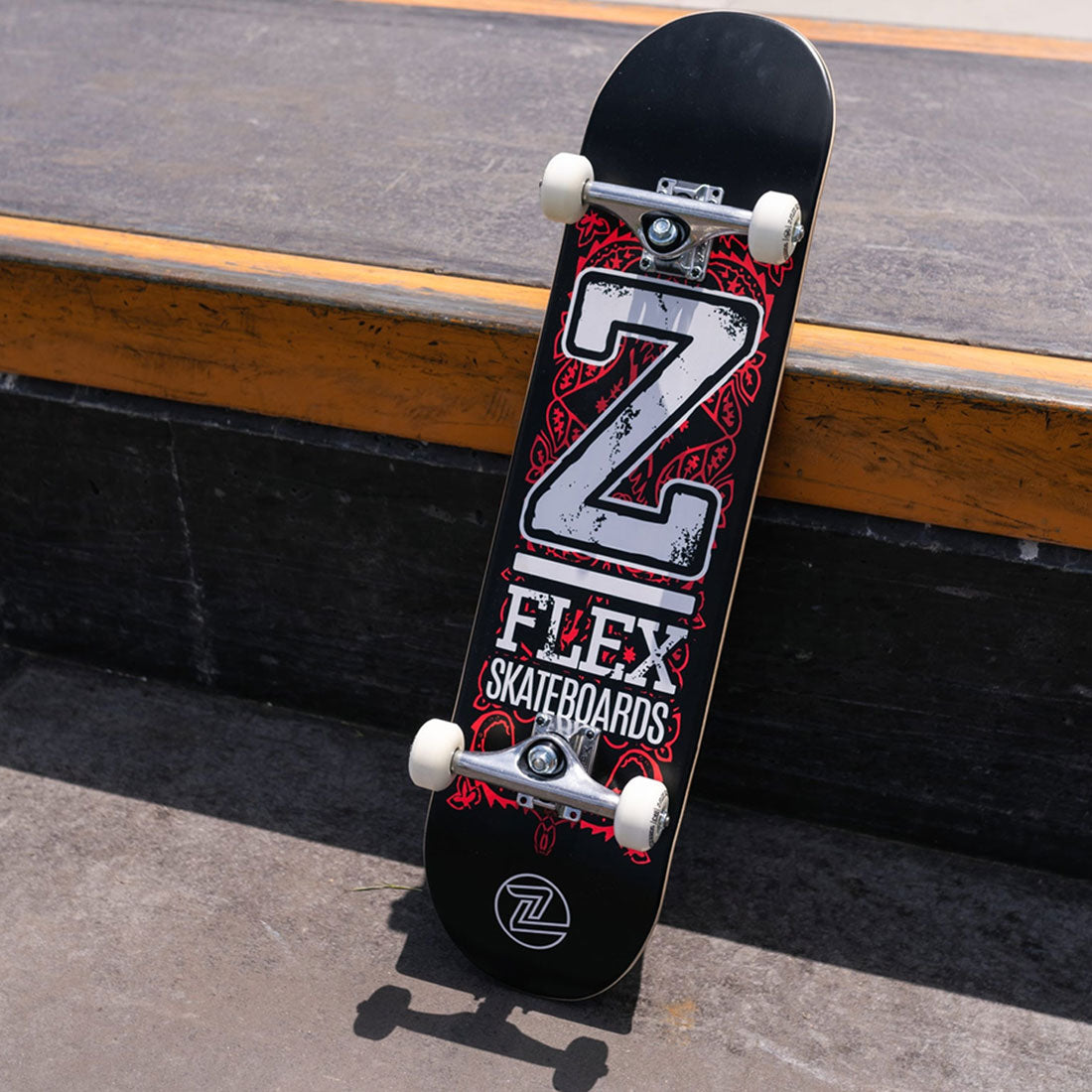 Z-Flex Bold 8.0 Complete Skateboard Completes Modern Street