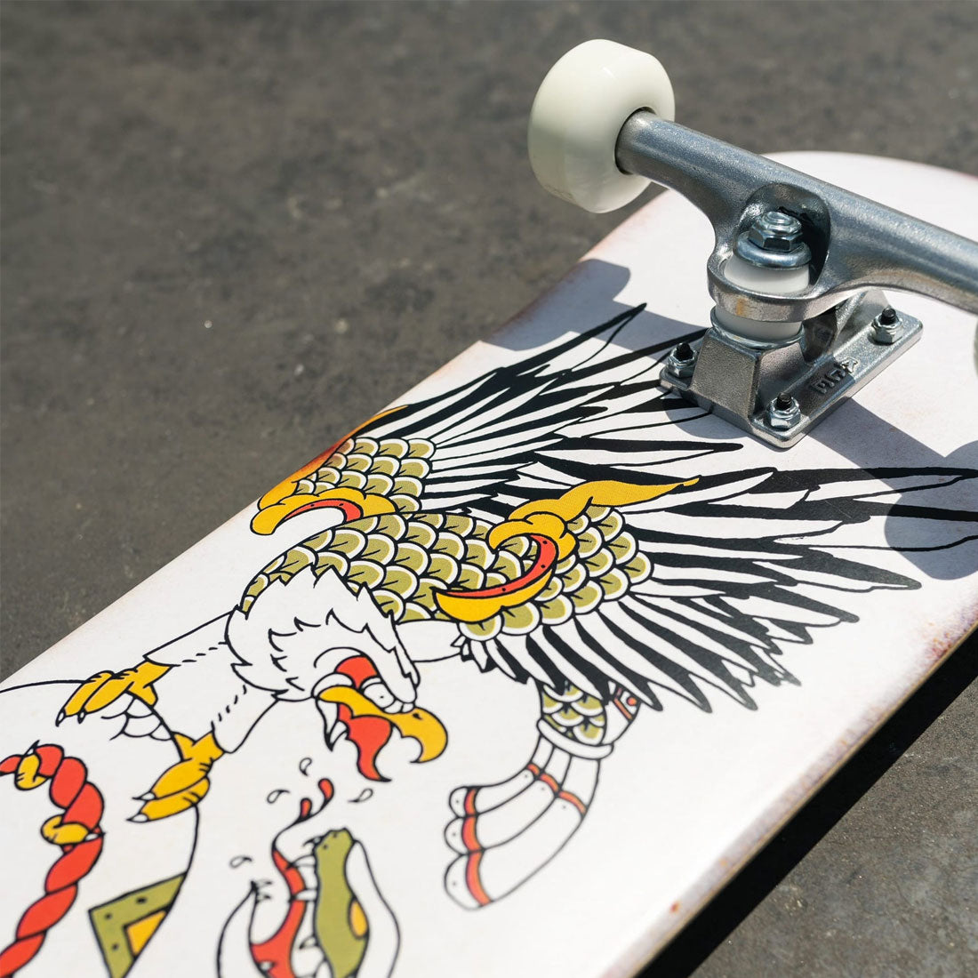 Z-Flex Eagle 8.25 Complete Skateboard Completes Modern Street
