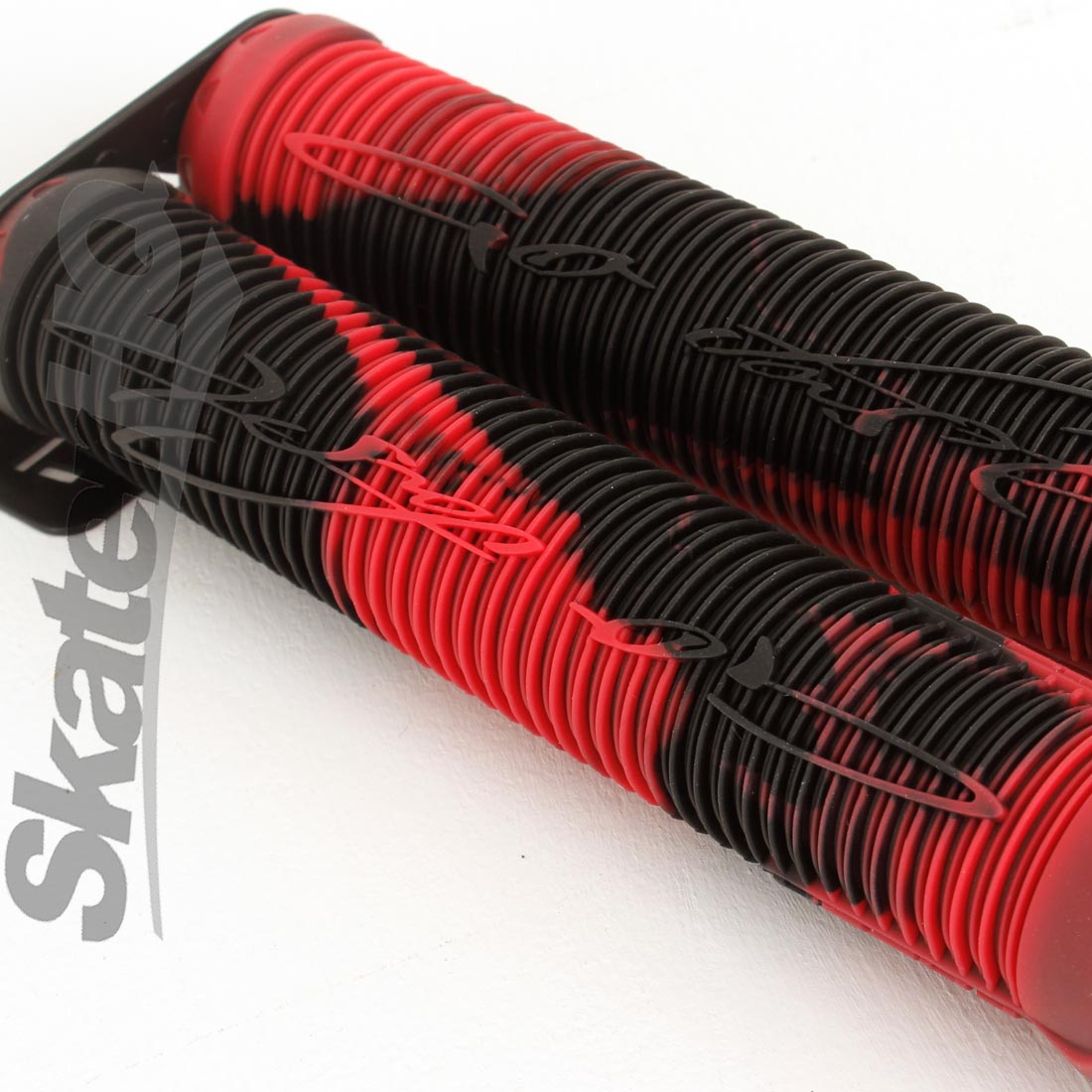 Fasen Go Fast Handle Grips - Black/Red Scooter Grips